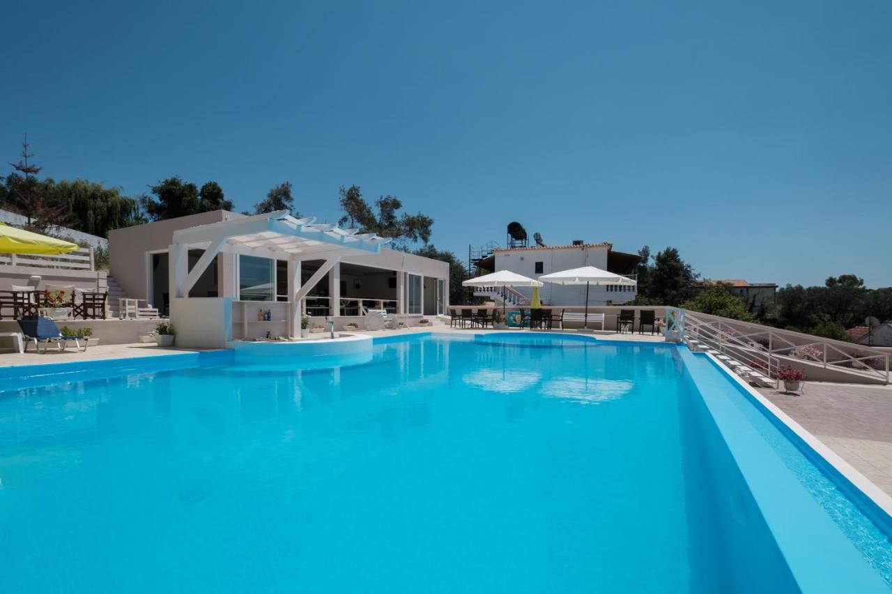 Kouros & By Hotelius Appartement *