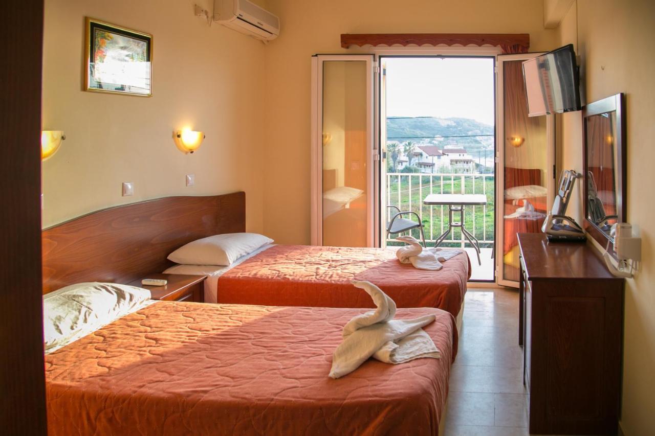 Kouros & By Hotelius Appartement Agios Stefanos Avliotes (Corfu)