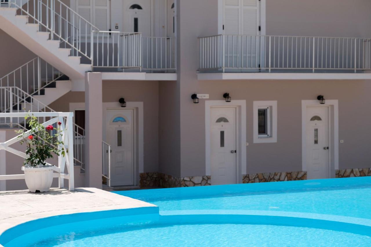 Apartment Kouros & By Hotelius Agios Stefanos Avliotes (Corfu)