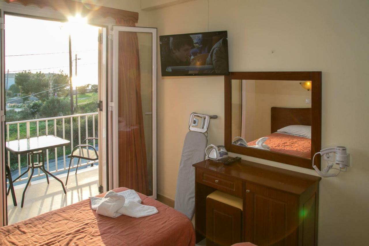 Apartment Kouros & By Hotelius Agios Stefanos Avliotes (Corfu)